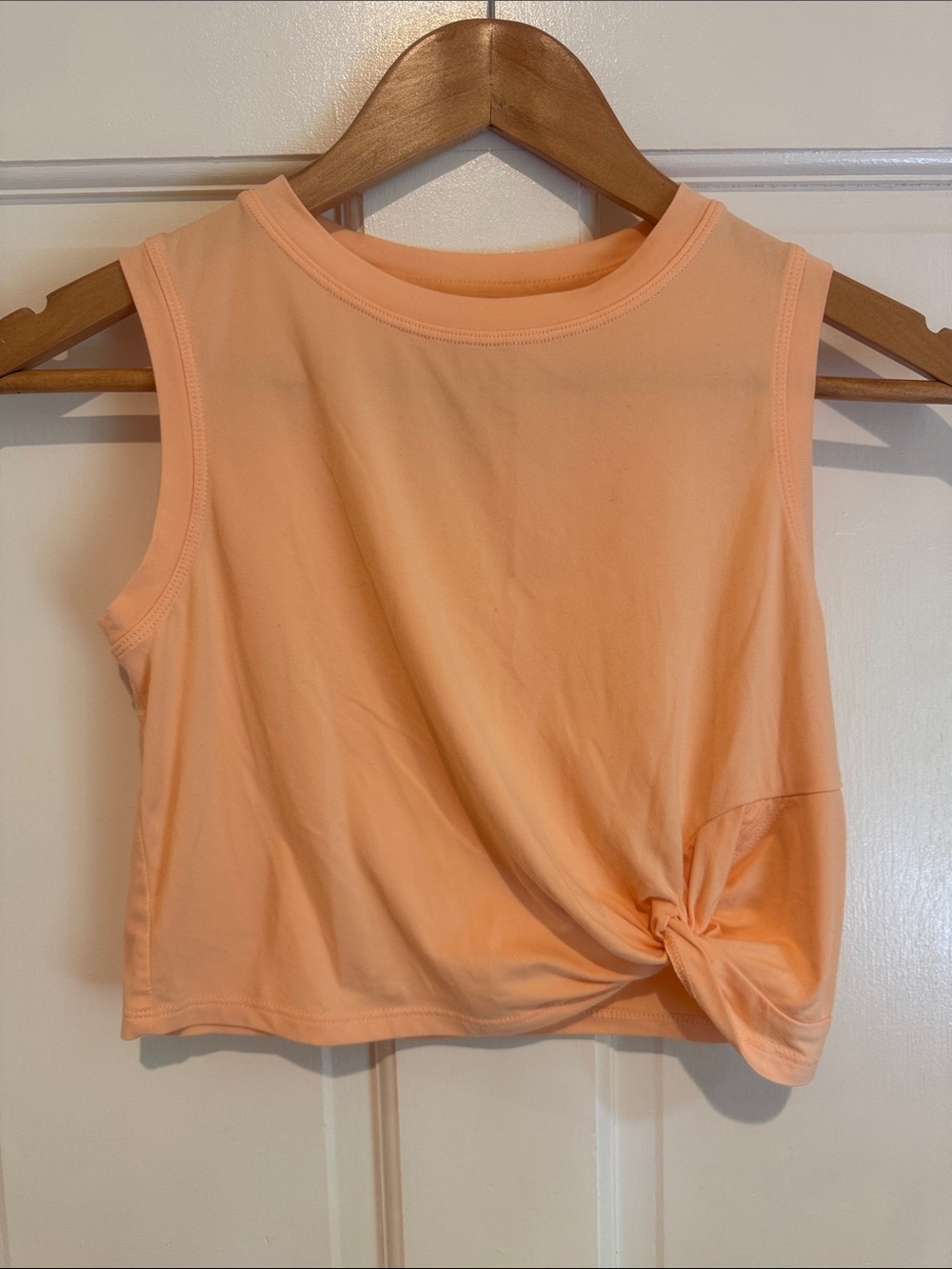 Girls active top size M 10/12